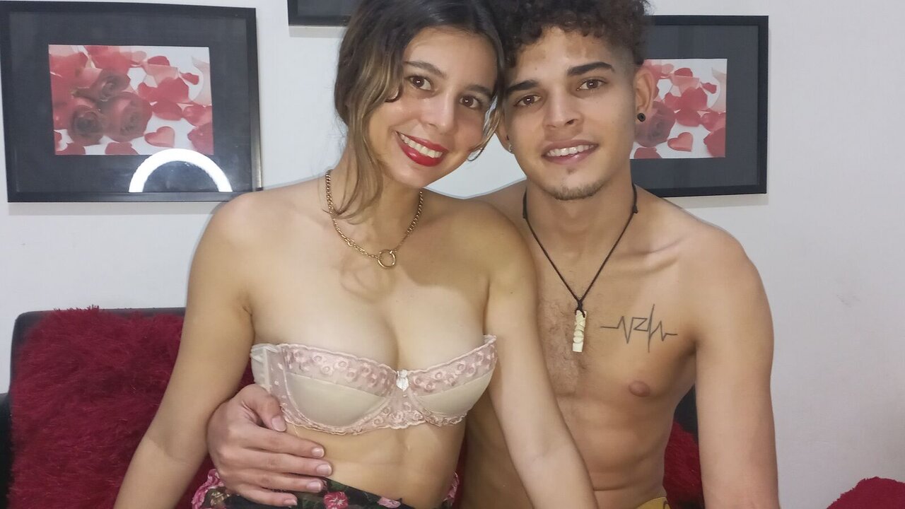 Enter JuanAndAnnie live cam